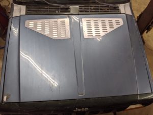 XJ Hood Louver