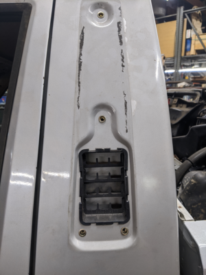 MJ CAB VENT